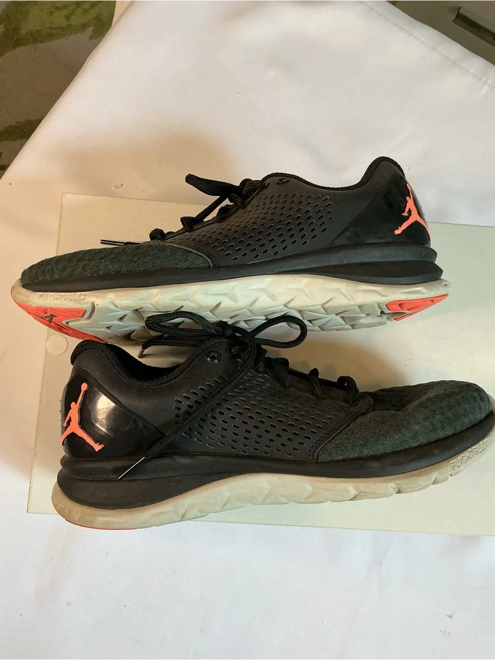 Jordan Men's Dark Green Flight Flex ST Trainers Sneakers with Coral Jumpman